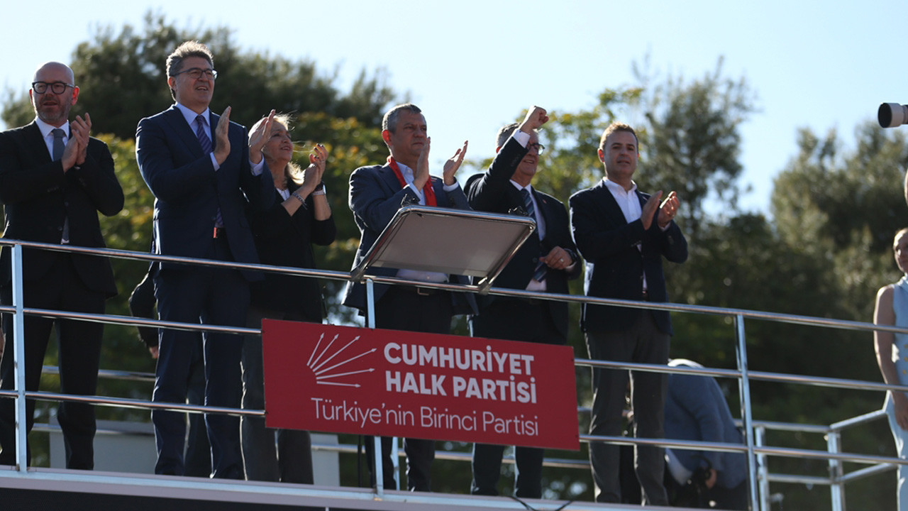 Balıkesir Büyükşehir Belediye Başkanı Ahmet Akın’dan ‘AK Parti’ye geçecek’ iddialarına cevap